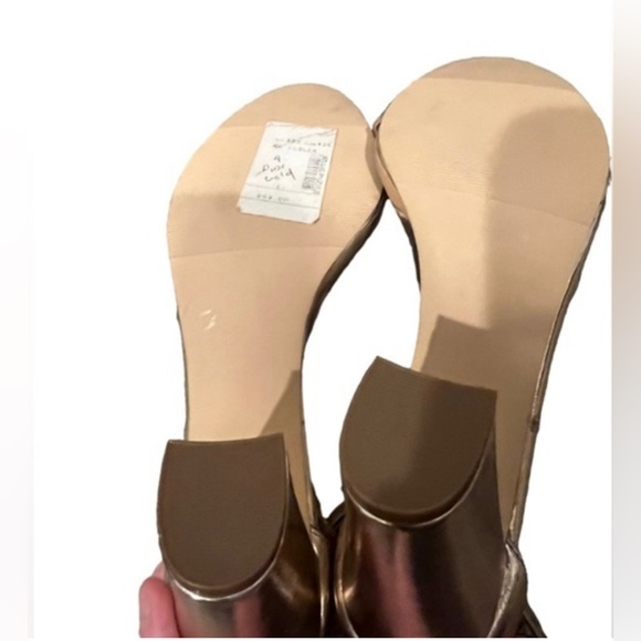 MADDEN GIRL 🆕 Ava Sandal in Rose Gold. Size 9. - Picture 8 of 8